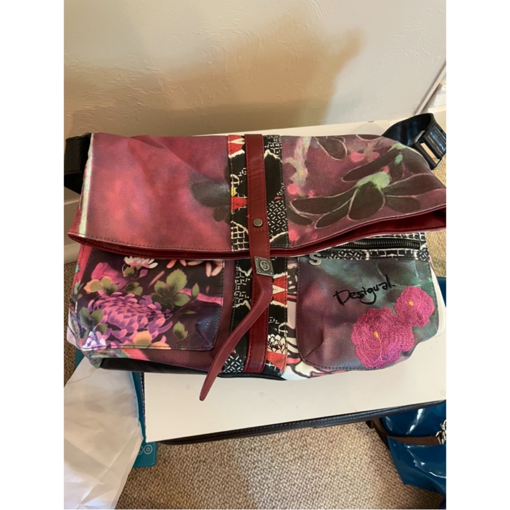 Desigual shoulder bag purse leather